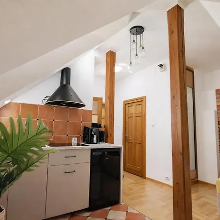 Apartment Castle Piwna Warschau